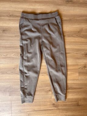 Women's Grayish Green Jogger Pants - Comfortable Everyday Pull-On